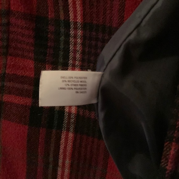 Red and black plaid pea coat size adult M - Picture 4 of 4
